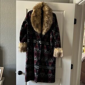 Lucky & Blessed Black and Red Patterned Cape with Faux Fur Trim